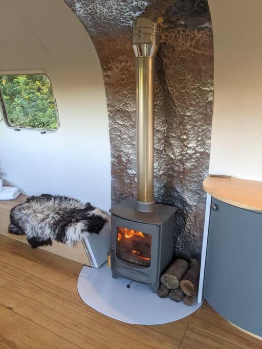 Airstream, Vintage American Caravan & Hottub Ashburton Εξωτερικό φωτογραφία