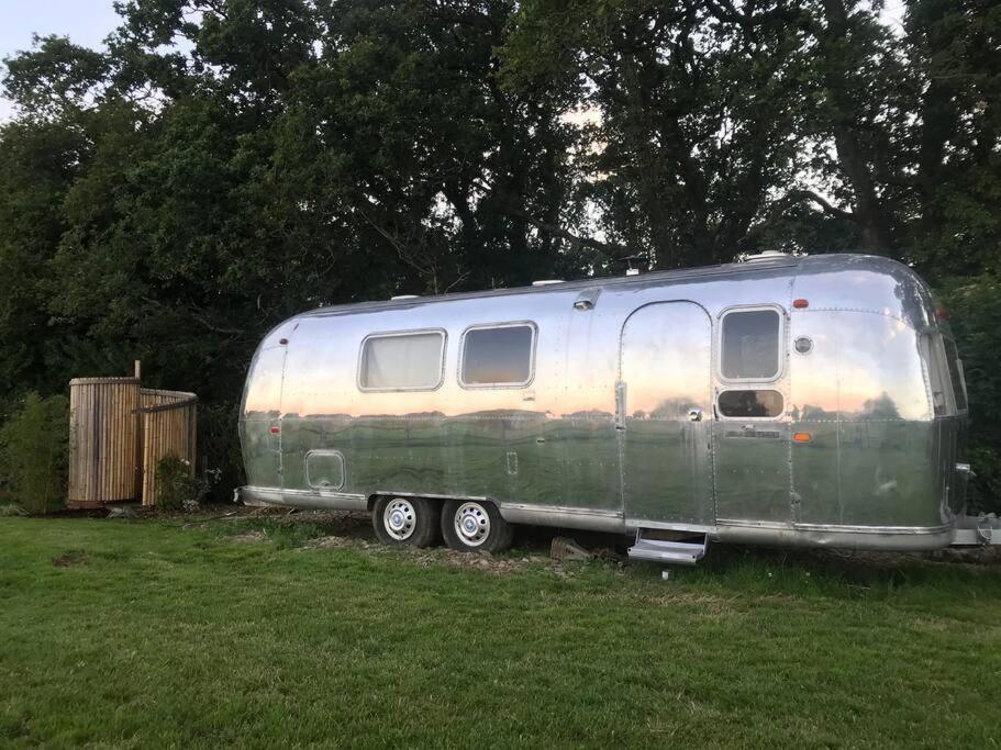 Airstream, Vintage American Caravan & Hottub Ashburton Εξωτερικό φωτογραφία